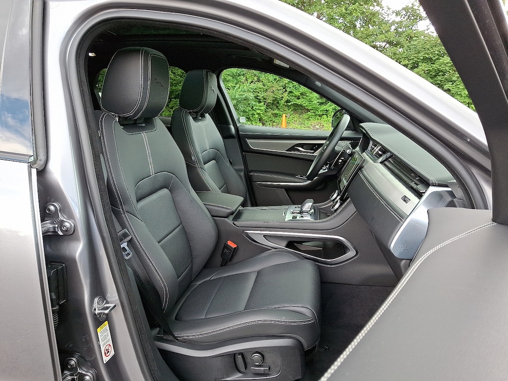 Certified 2025 Jaguar F-PACE R-Dynamic S P400 AWD Automatic Sport Utility