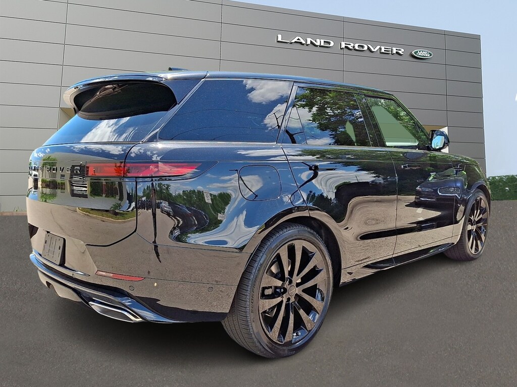Used 2026 Land Rover Range Rover Sport P400 Dynamic SE Sport Utility