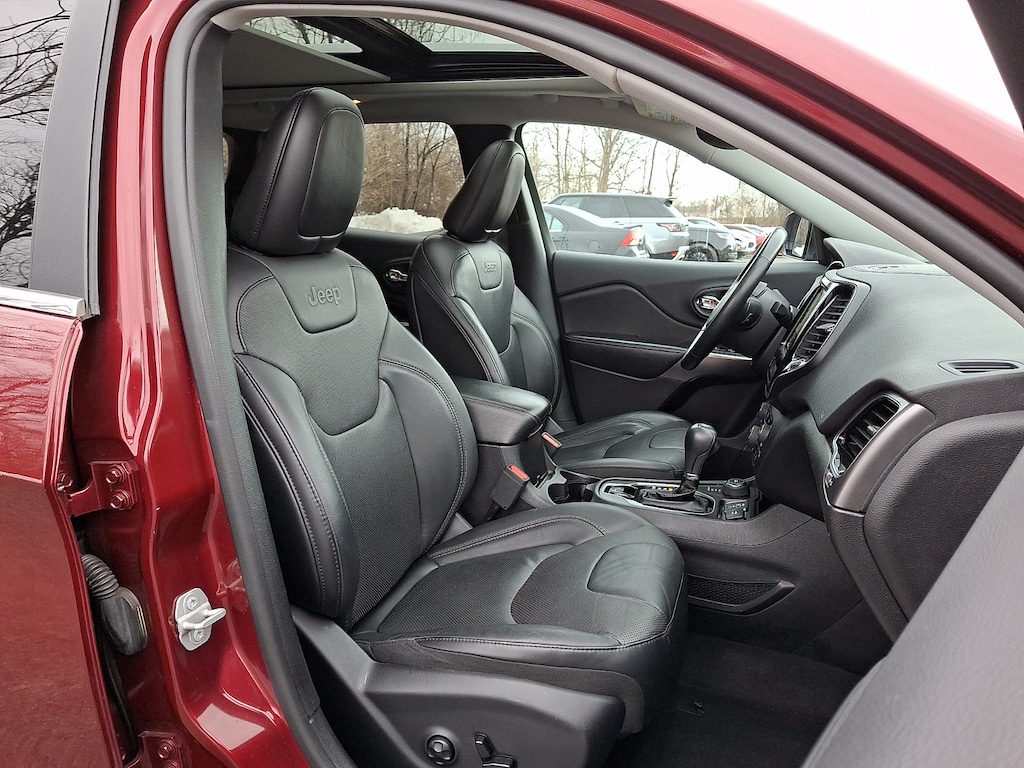 Used 2019 Jeep Cherokee Limited 4x4 Sport Utility