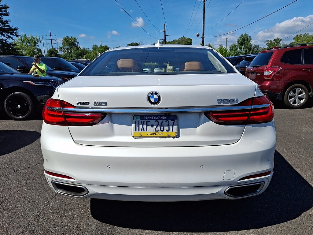 Used 2018 BMW 750i xDrive Sedan