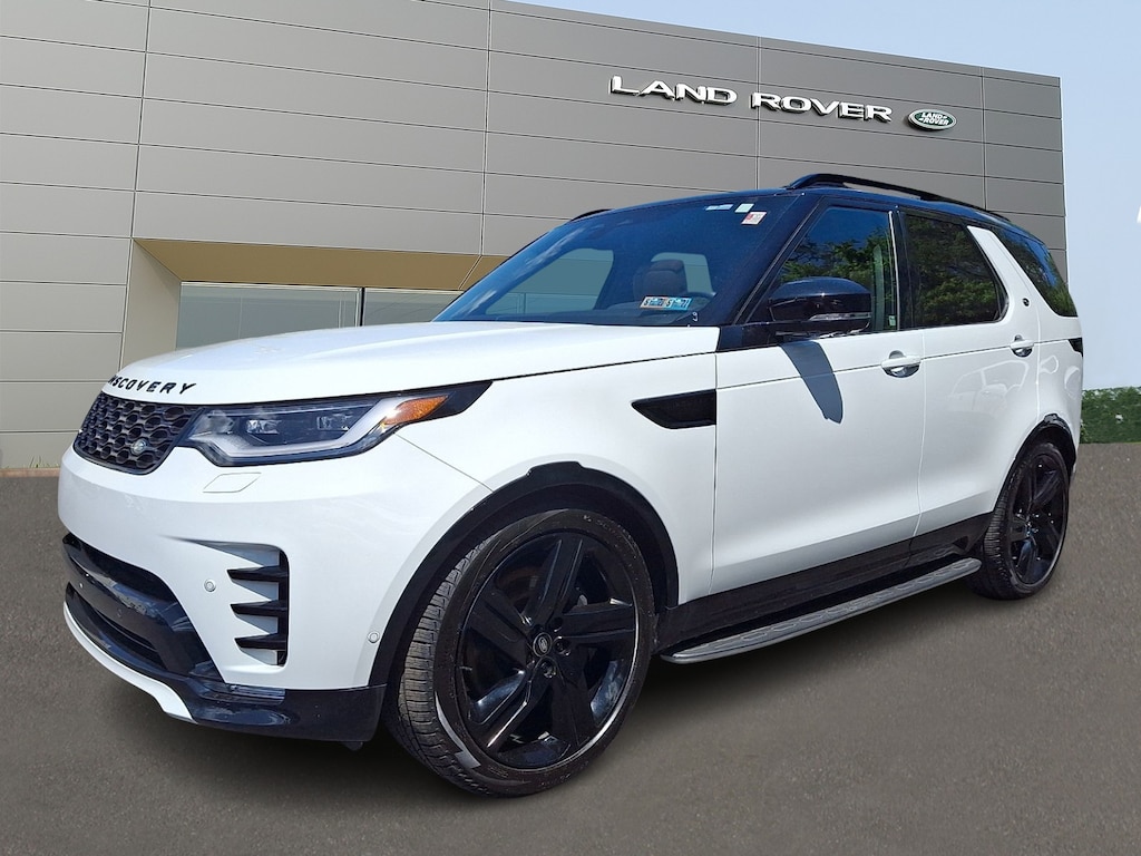 Certified 2025 Land Rover Discovery P360 Dynamic SE Sport Utility