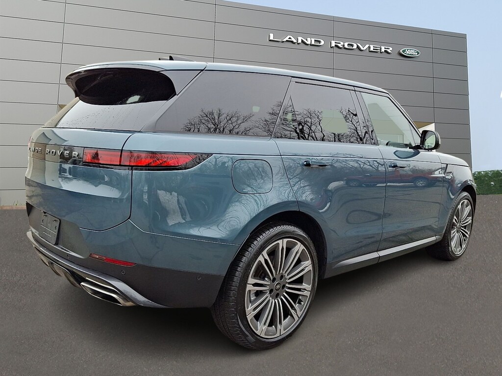 Used 2024 Land Rover Range Rover Sport SE Sport Utility
