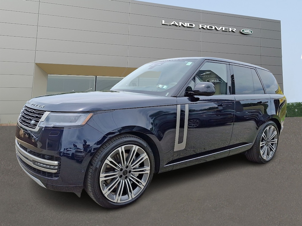 New 2026 Land Rover Range Rover P530 SE Sport Utility