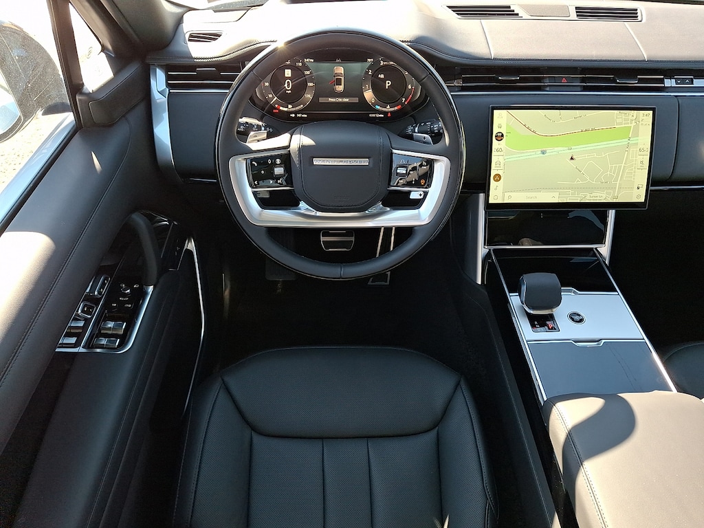 New 2026 Land Rover Range Rover P400 SE Sport Utility