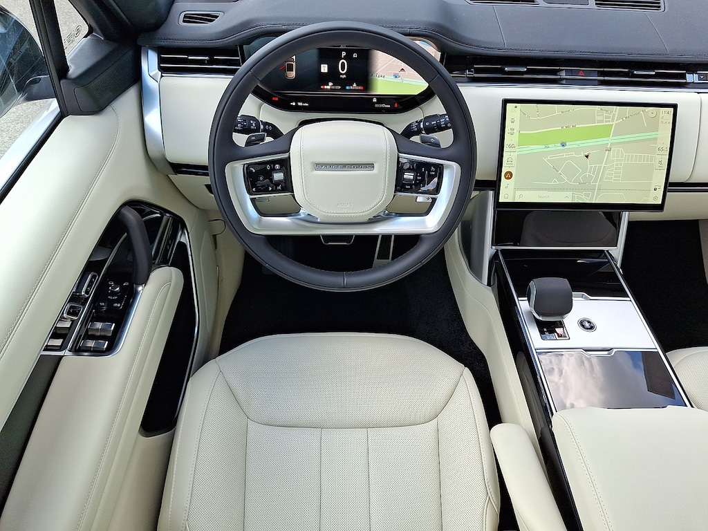 New 2026 Land Rover Range Rover P400 SE Sport Utility