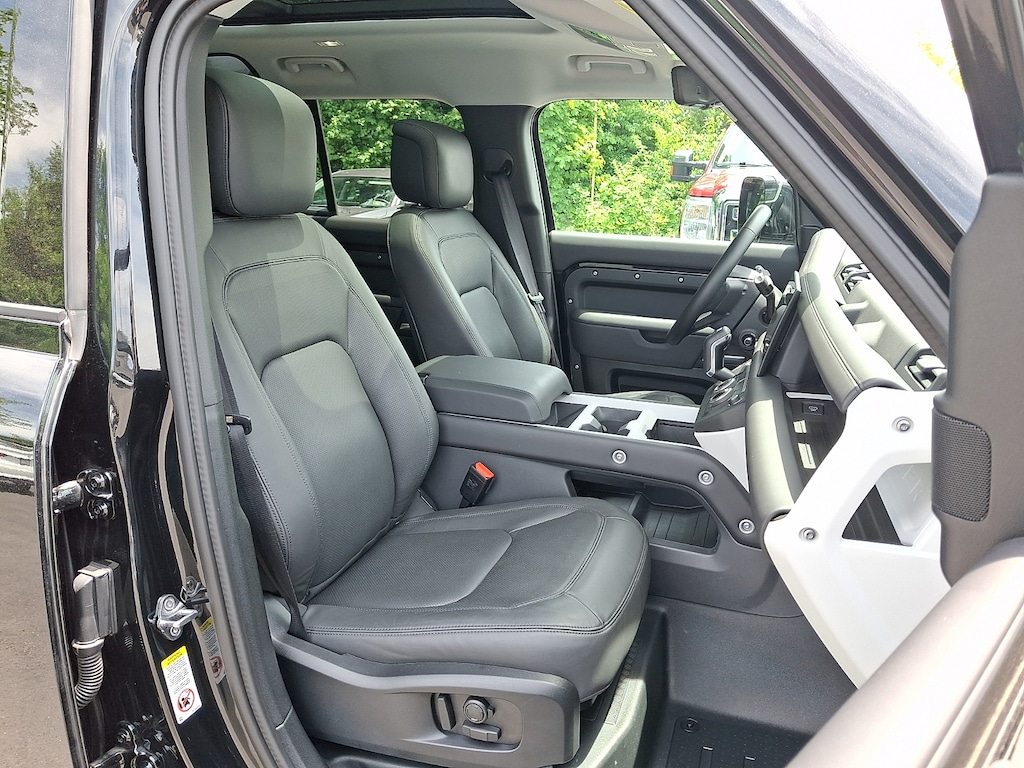 Certified 2025 Land Rover Defender 110 P400 S Sport Utility