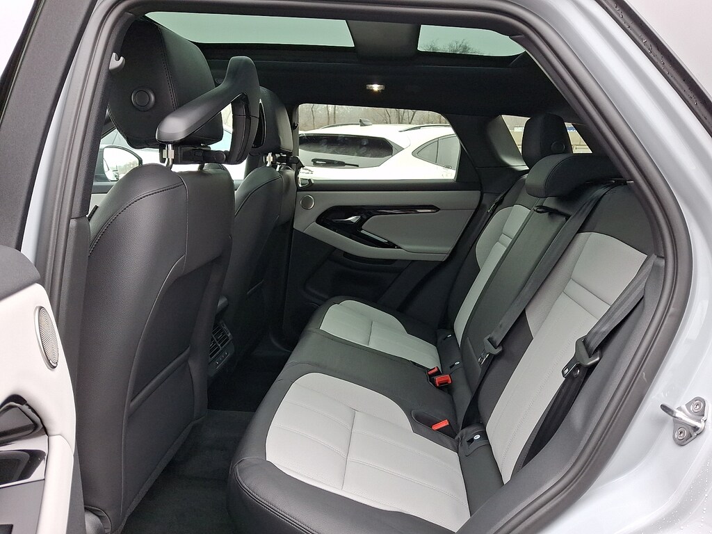 New 2026 Land Rover Range Rover Evoque Dynamic SE Sport Utility