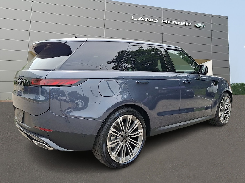 New 2026 Land Rover Range Rover Sport P360 SE Sport Utility