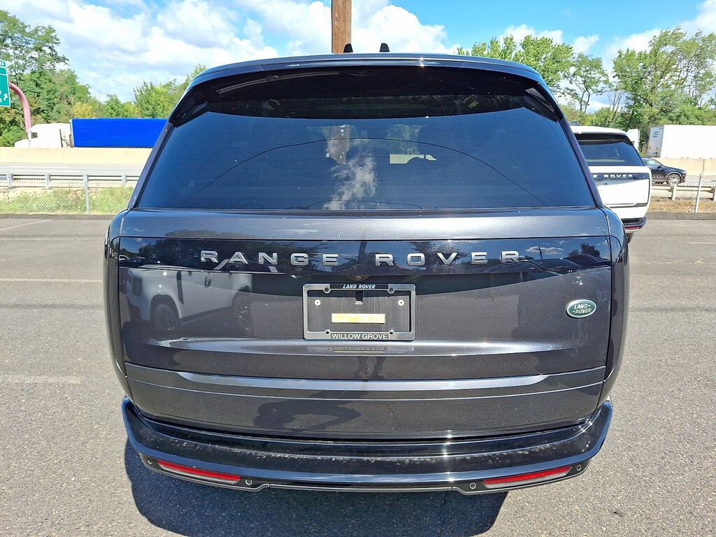 Certified 2023 Land Rover Range Rover P400 SE Sport Utility