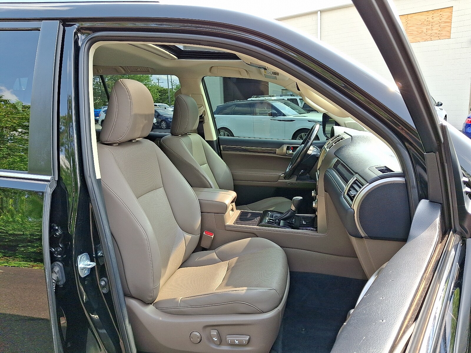 2020 Lexus GX 460 Premium photo 3