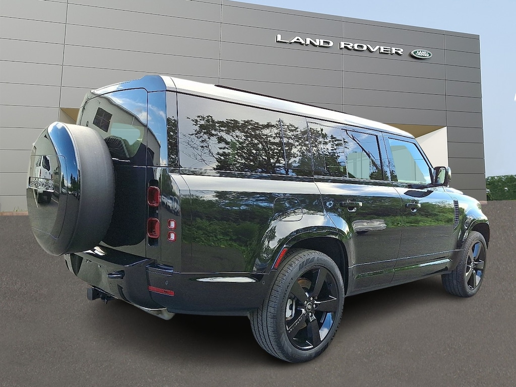 Certified 2025 Land Rover Defender 130 P400 X-Dynamic SE Sport Utility