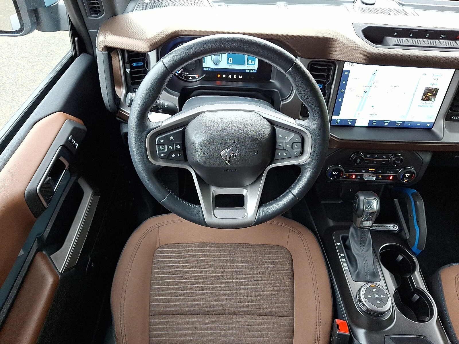 2023 Ford Bronco Outer Banks photo 4