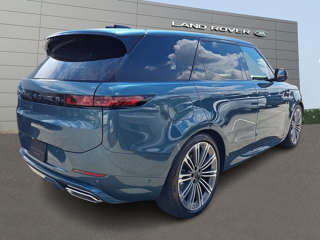 New 2026 Land Rover Range Rover Sport P400 Dynamic SE Sport Utility