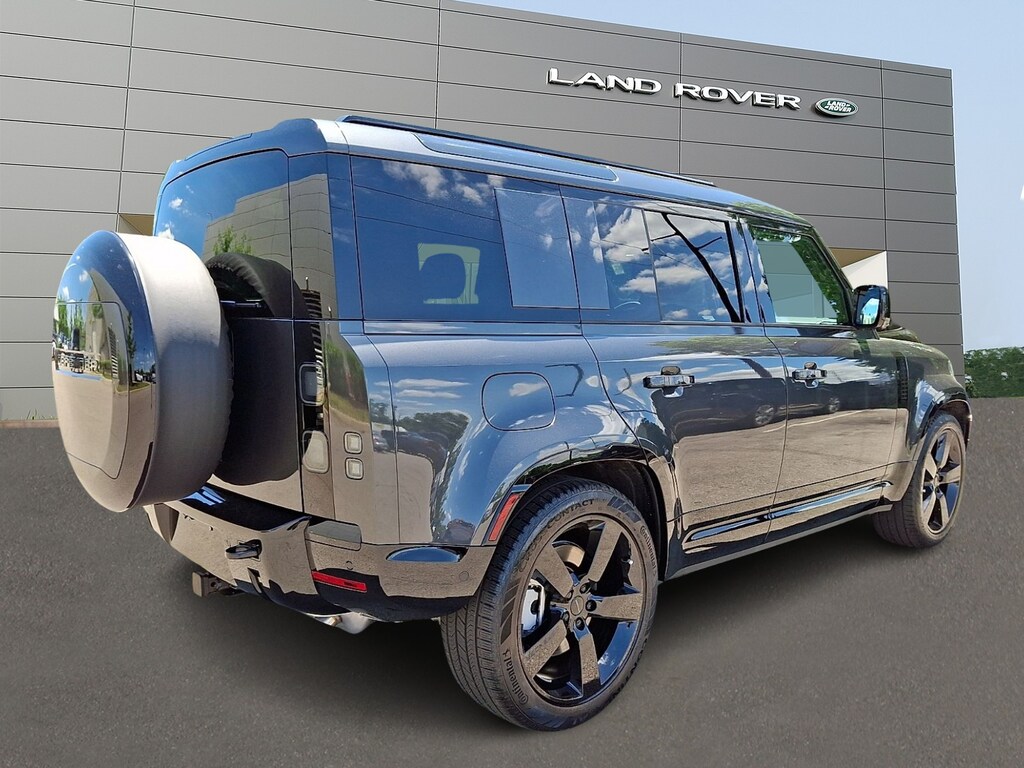 New 2026 Land Rover Defender P400 X-Dynamic SE Sport Utility