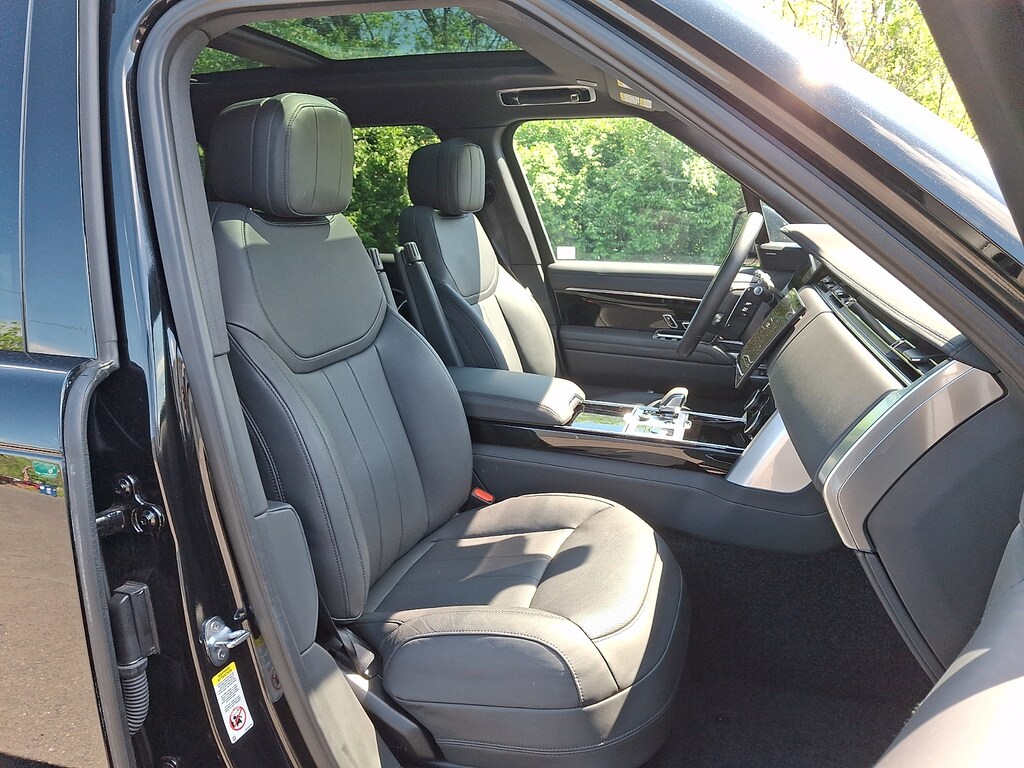 Certified 2023 Land Rover Range Rover P400 SE Sport Utility