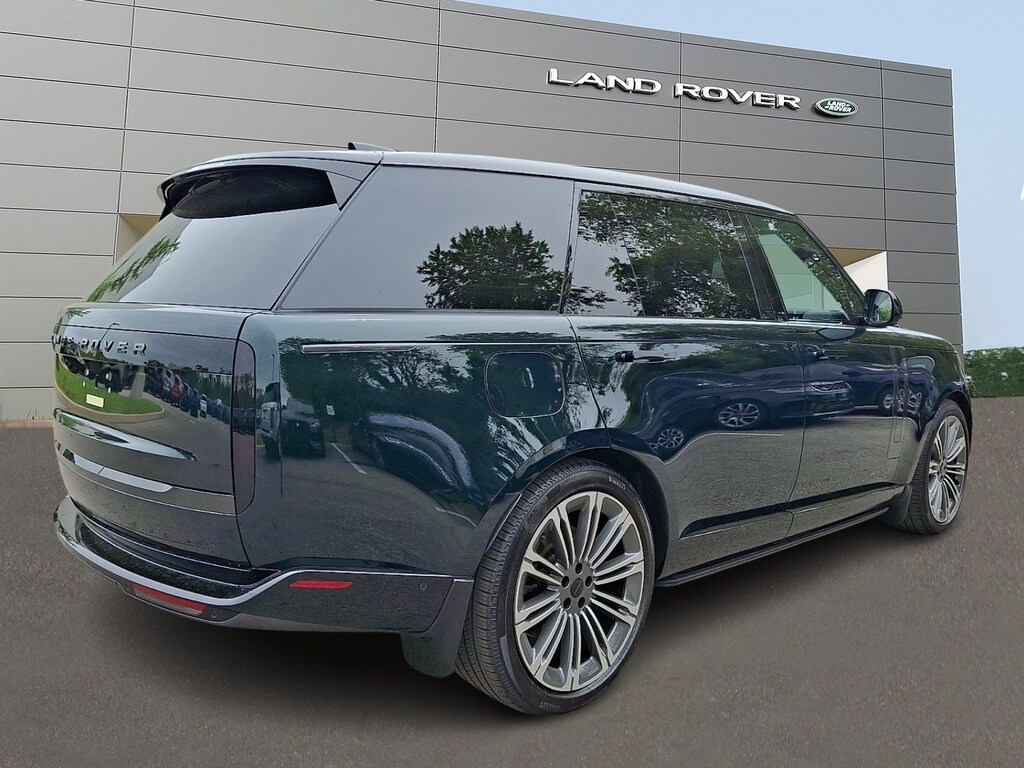 New 2026 Land Rover Range Rover P530 SE 7 Seat Sport Utility
