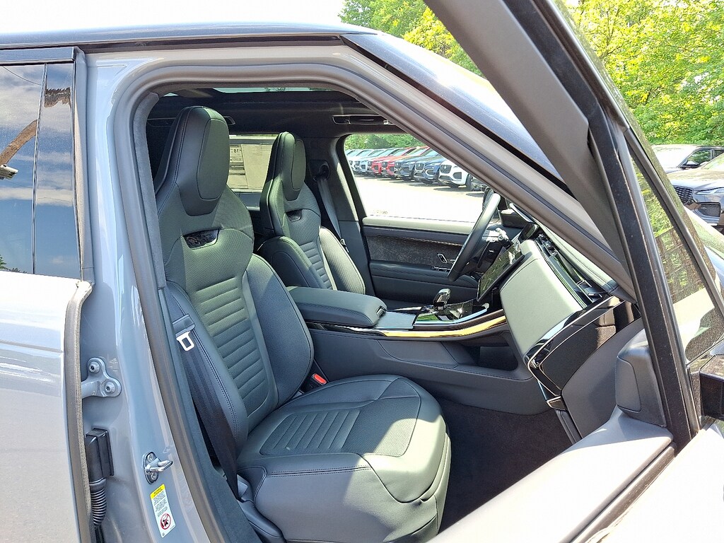 New 2025 Land Rover Range Rover Sport P635 SV Edition Two Sport Utility