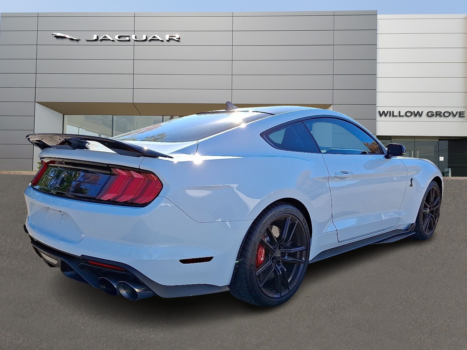 2022 Ford Mustang Shelby GT500 photo 2