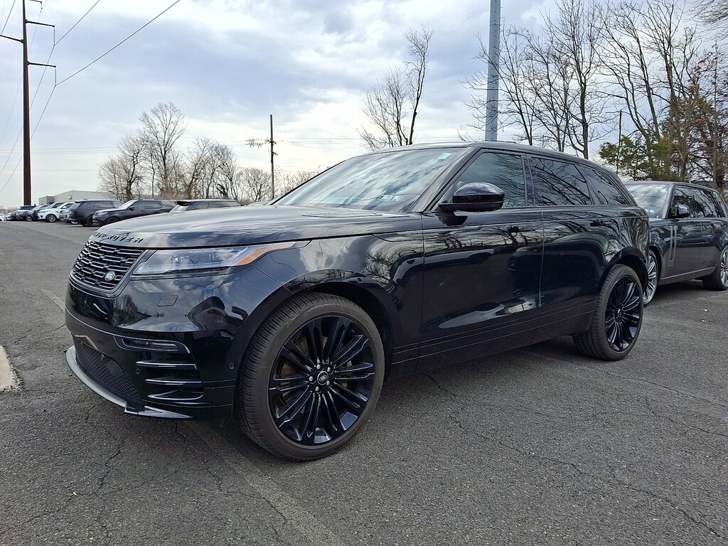 Certified 2026 Land Rover Range Rover Velar P250 Dynamic SE Sport Utility