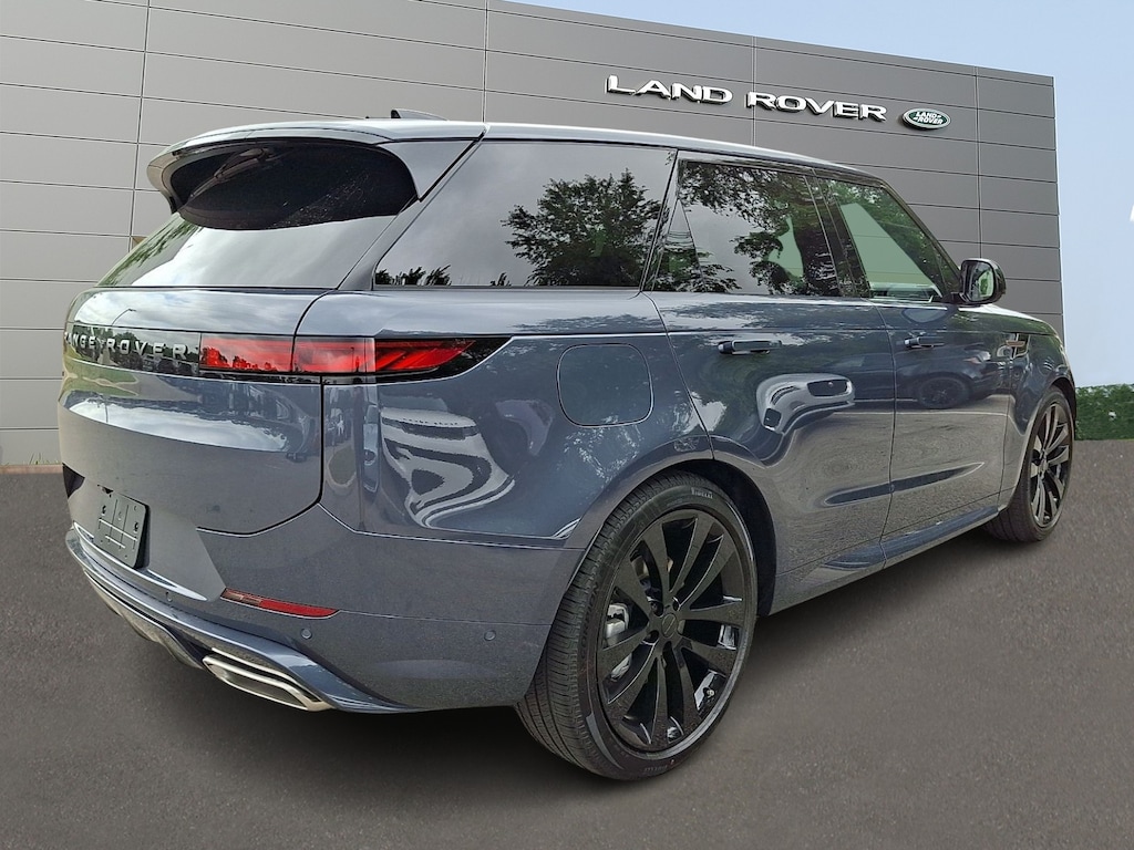 New 2026 Land Rover Range Rover Sport P400 Dynamic SE Sport Utility