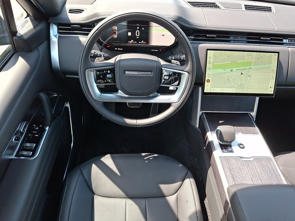 New 2026 Land Rover Range Rover P400 SE 7 Seat Sport Utility