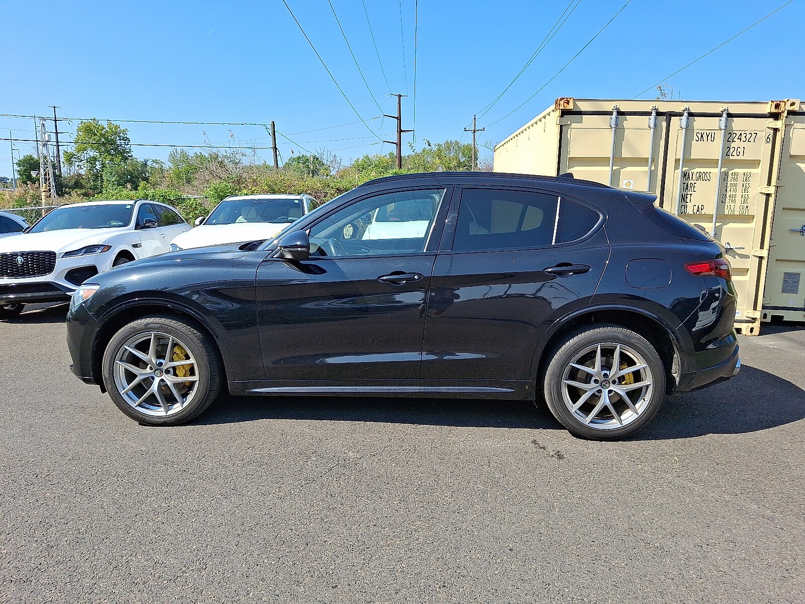 2020 Alfa Romeo Stelvio Ti Sport photo 3