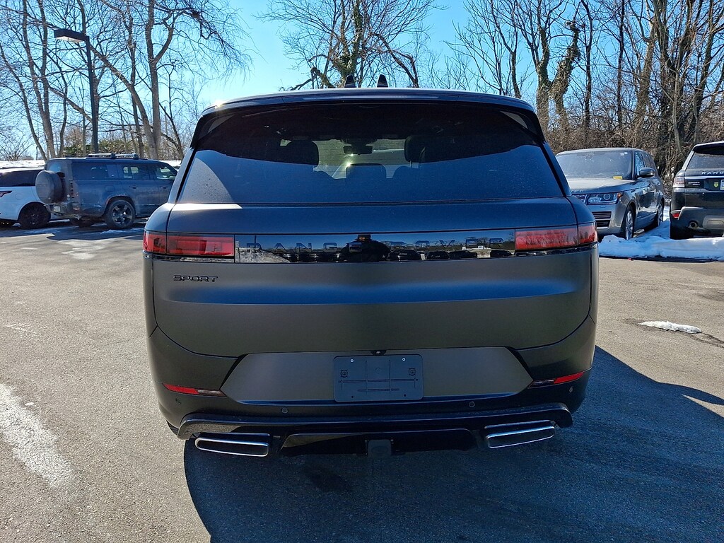 New 2026 Land Rover Range Rover Sport P400 Dynamic SE Sport Utility