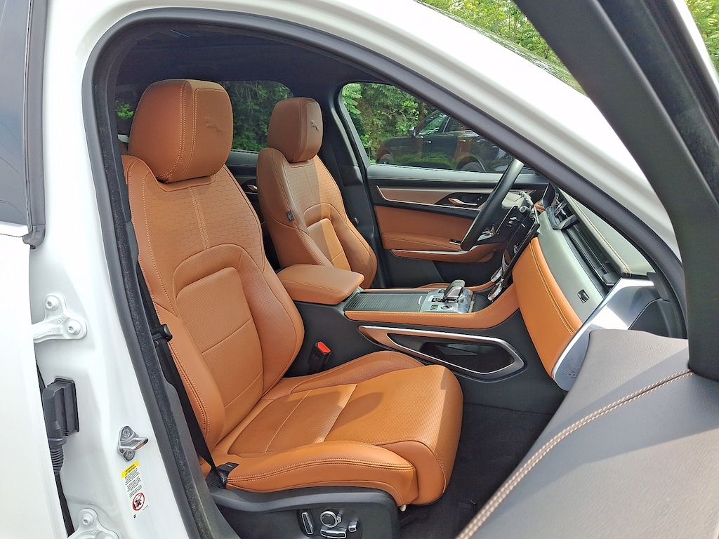 Certified 2026 Jaguar F-PACE R-Dynamic S P250 AWD Automatic Sport Utility