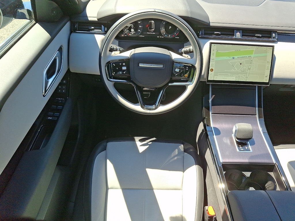 Certified 2026 Land Rover Range Rover Velar P250 Dynamic SE Sport Utility