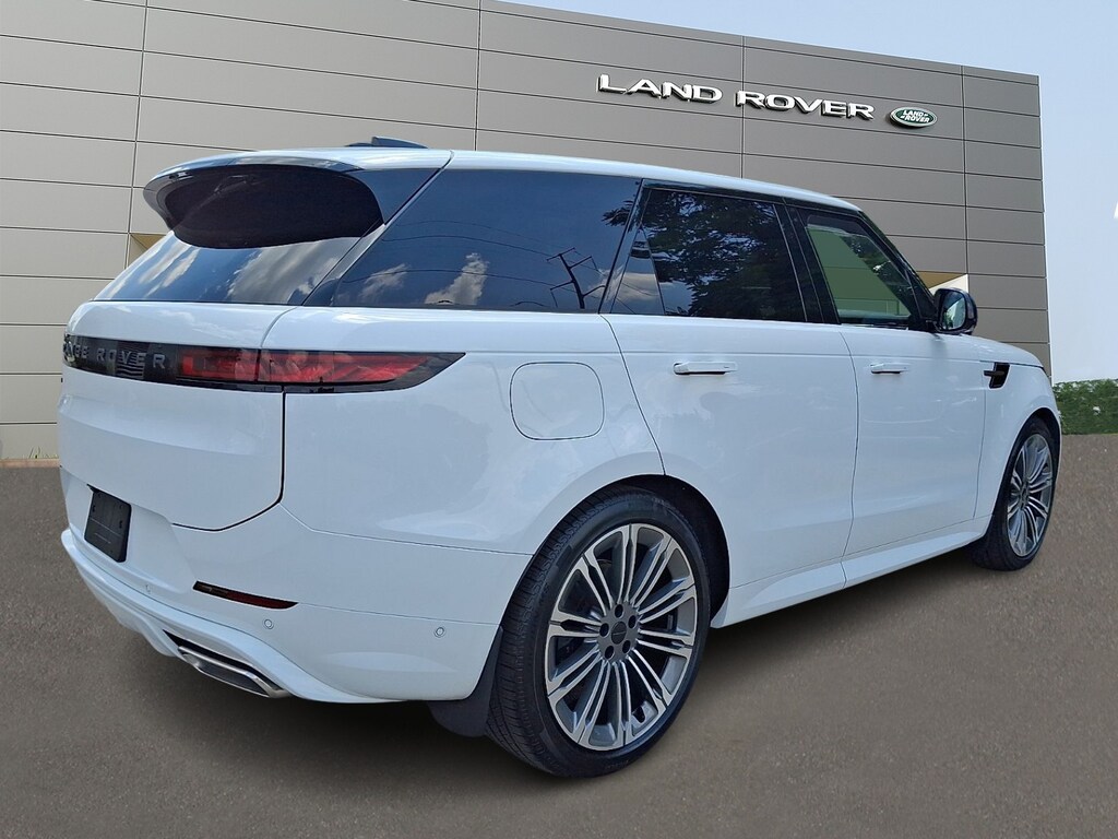 Used 2026 Land Rover Range Rover Sport P400 Dynamic SE Sport Utility