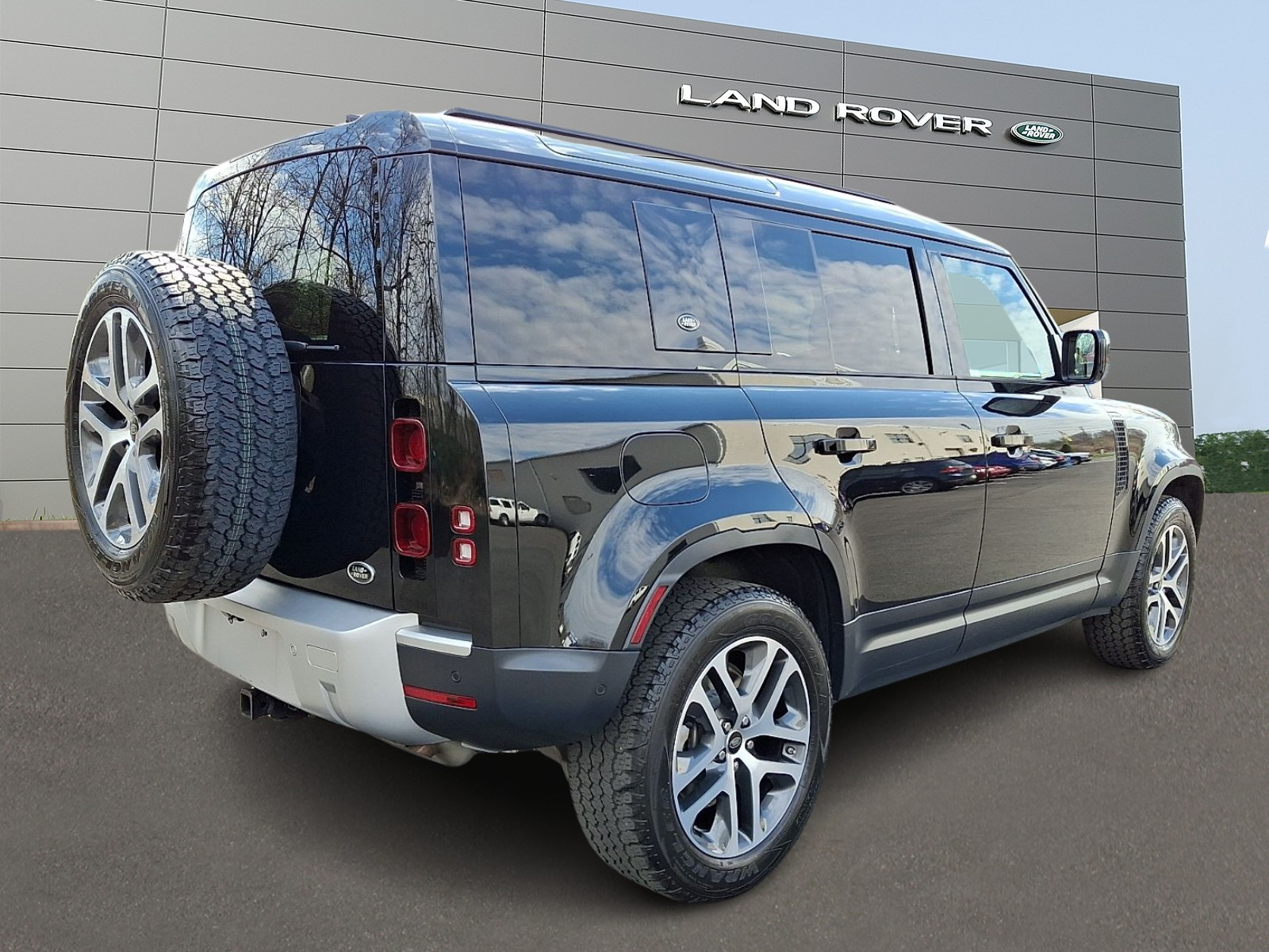 Used Defender Used 2020 Land Rover Defender | VIN: SALEP7EU5L2033907 in Reading PA ...