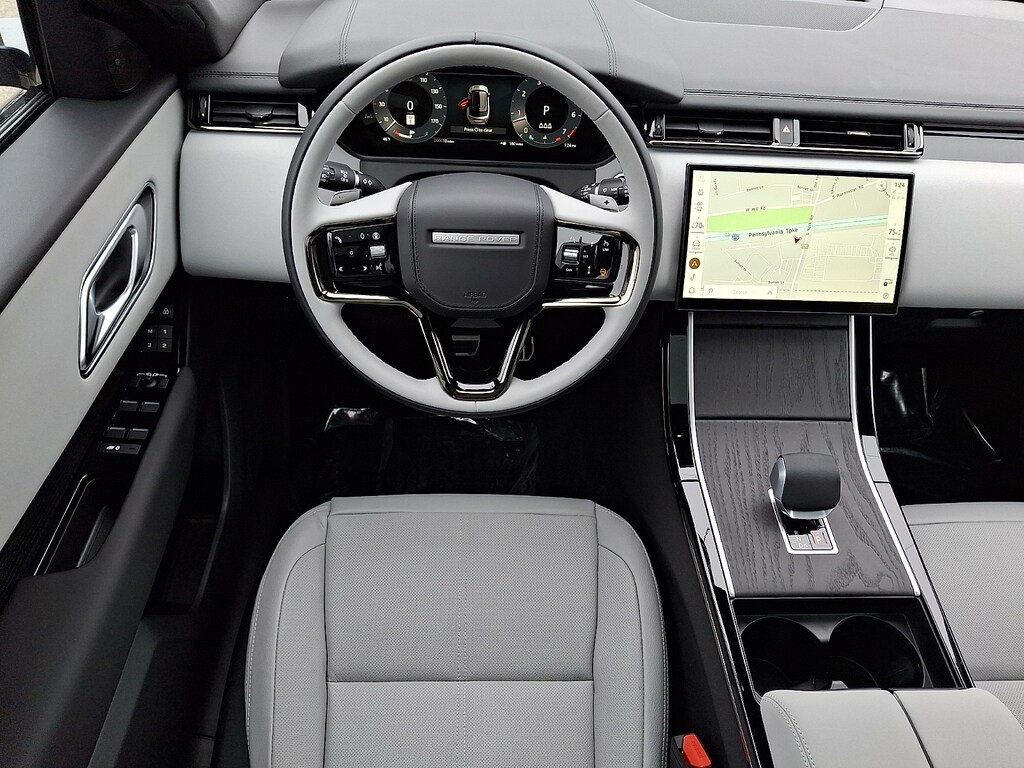 New 2026 Land Rover Range Rover Velar P400 Dynamic SE Sport Utility