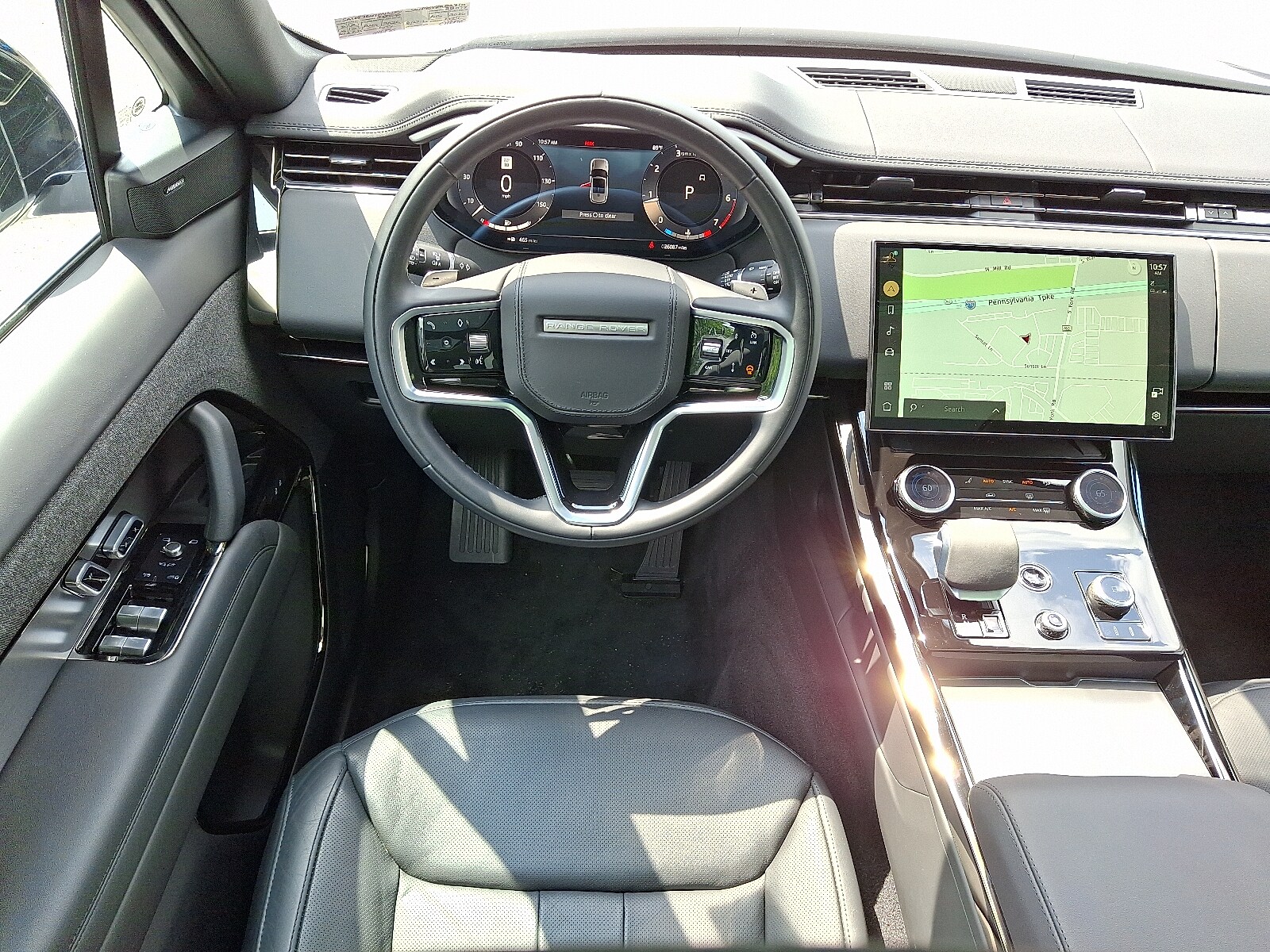2023 Land Rover Range Rover Sport SE photo 4
