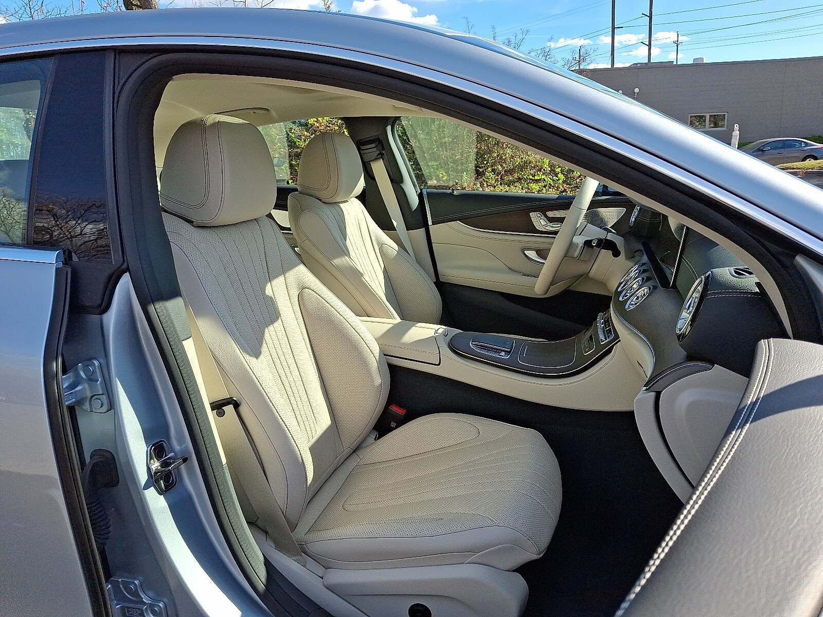 2023 Mercedes Benz CLS 450 4MATIC photo 3