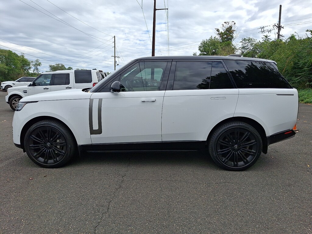 Certified 2023 Land Rover Range Rover P400 SE Sport Utility