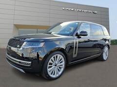 2026 Land Rover Range Rover P400 SE 7 Seat Sport Utility