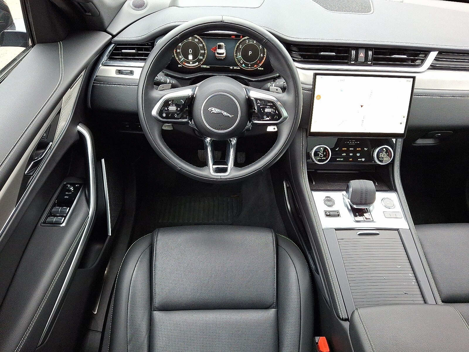 2026 Jaguar F-PACE R-Dynamic S P250 photo 3