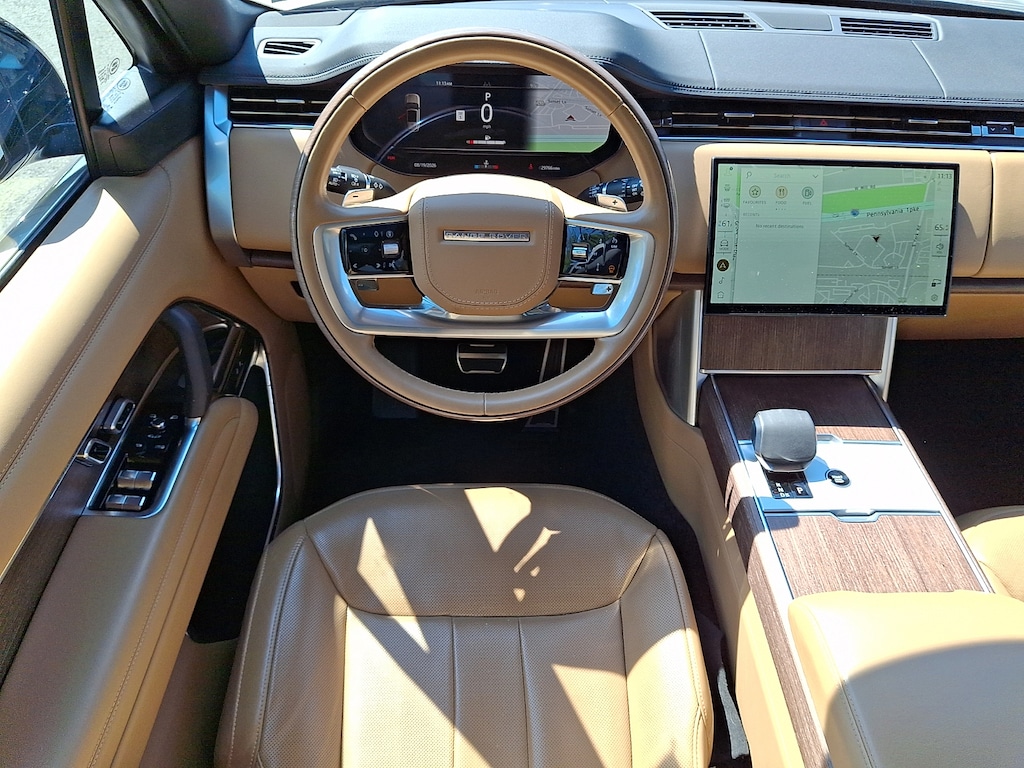 Certified 2025 Land Rover Range Rover P400 SE 7 Seat Sport Utility