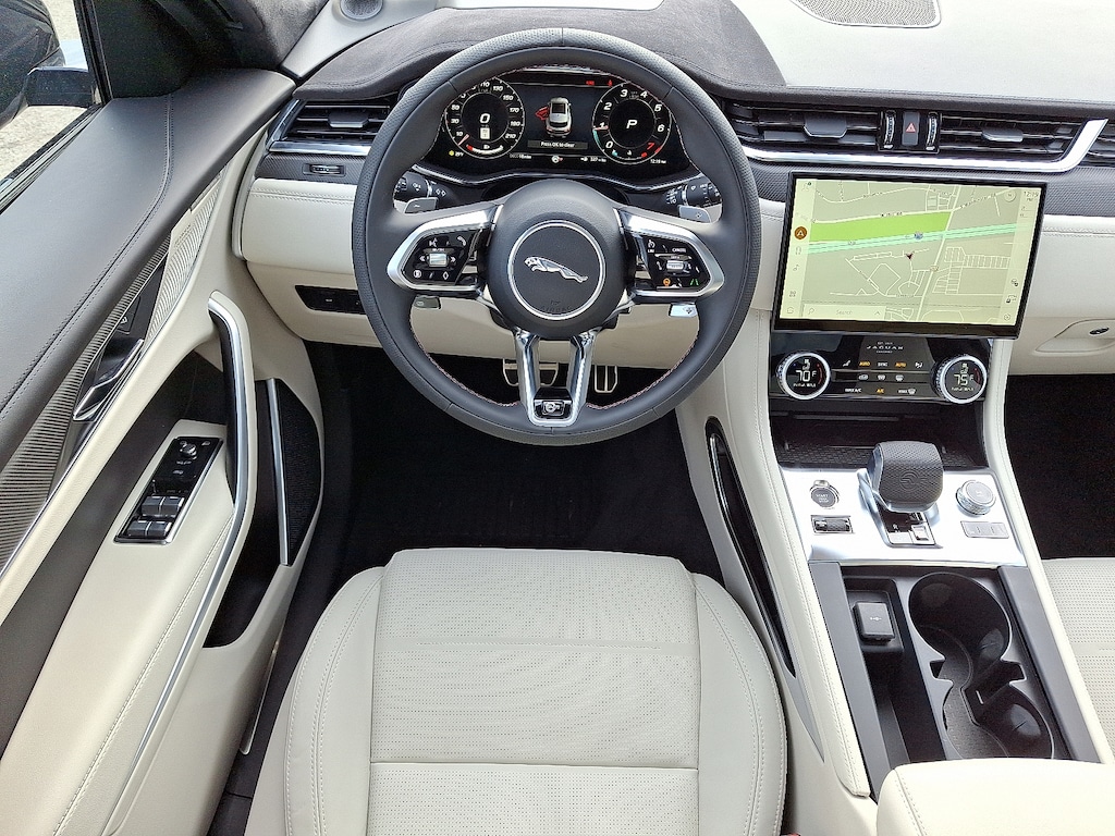 New 2026 Jaguar F-PACE SVR P550 AWD Automatic Sport Utility