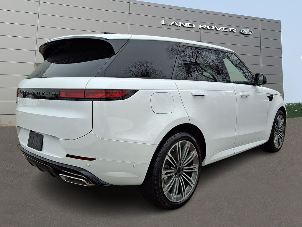 New 2026 Land Rover Range Rover Sport P400 Dynamic SE Sport Utility