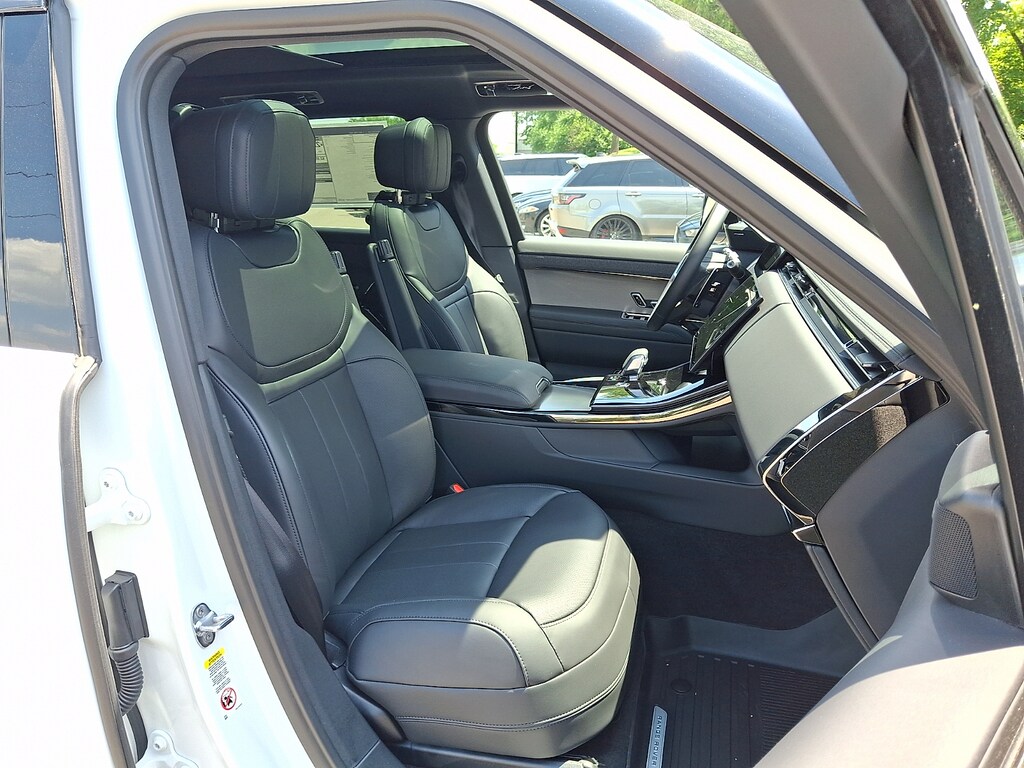 Used 2026 Land Rover Range Rover Sport P360 SE Sport Utility