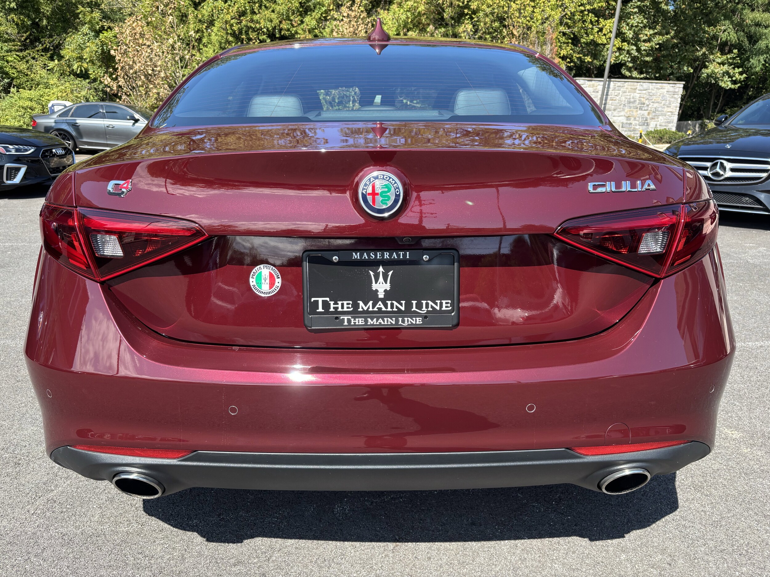 2019 Alfa Romeo Giulia Base photo 3