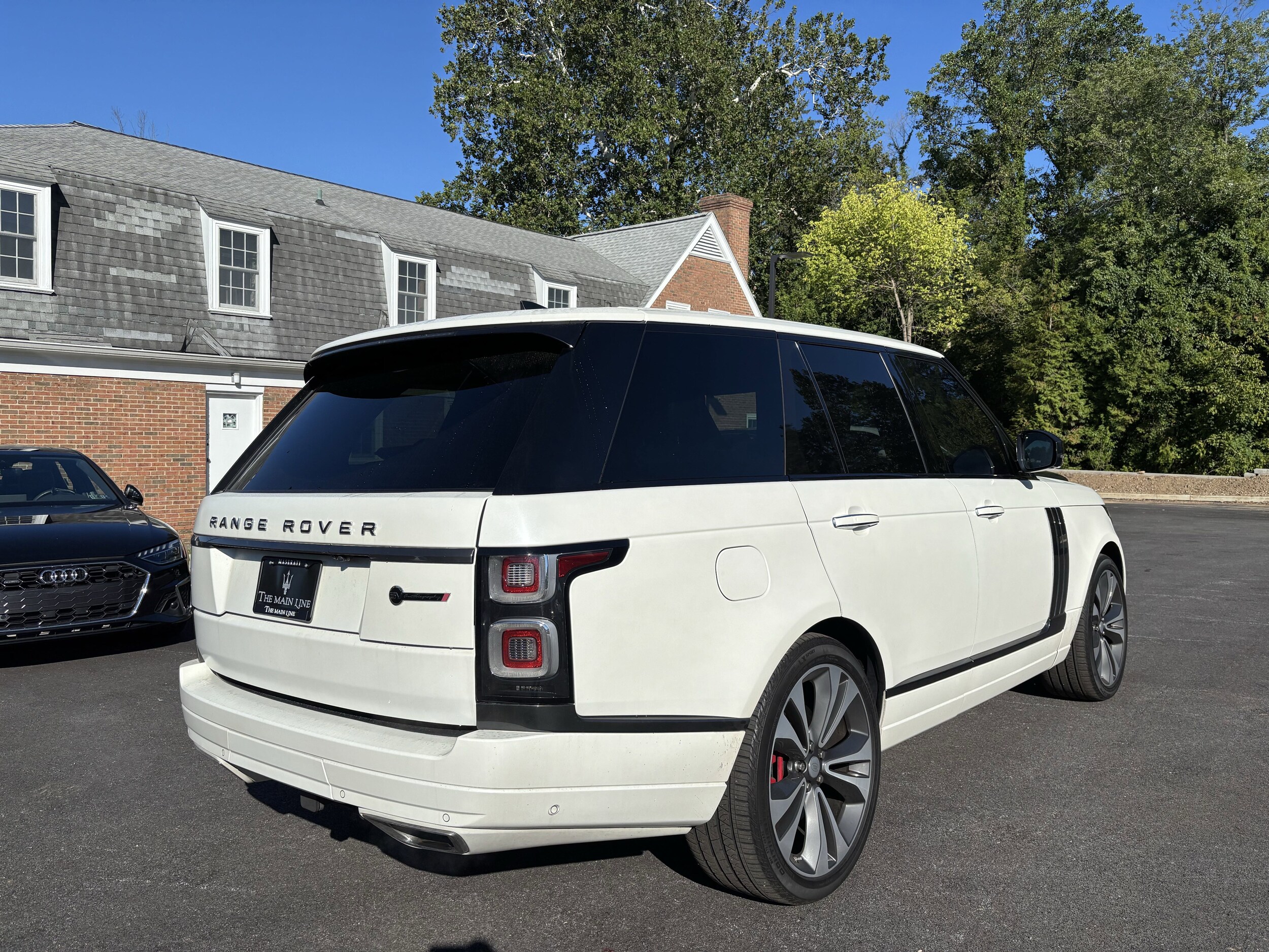 2021 Land Rover Range Rover SV Autobiography Dynamic photo 4