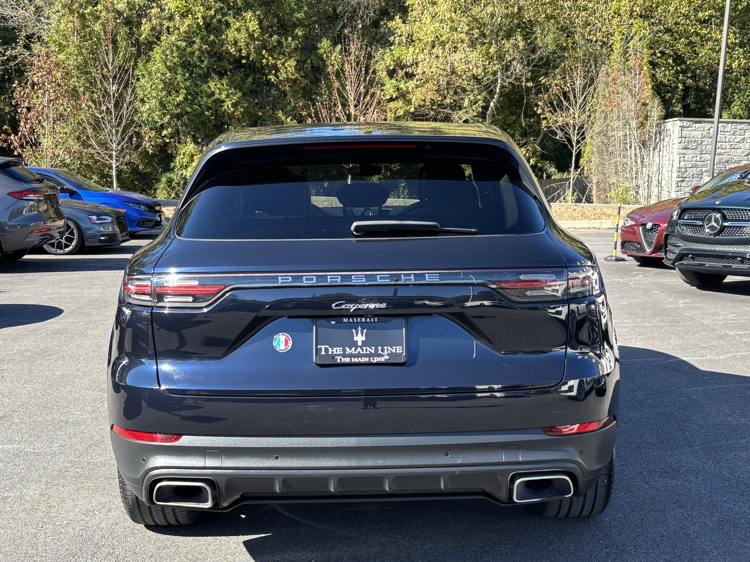 2019 Porsche Cayenne Base photo 2