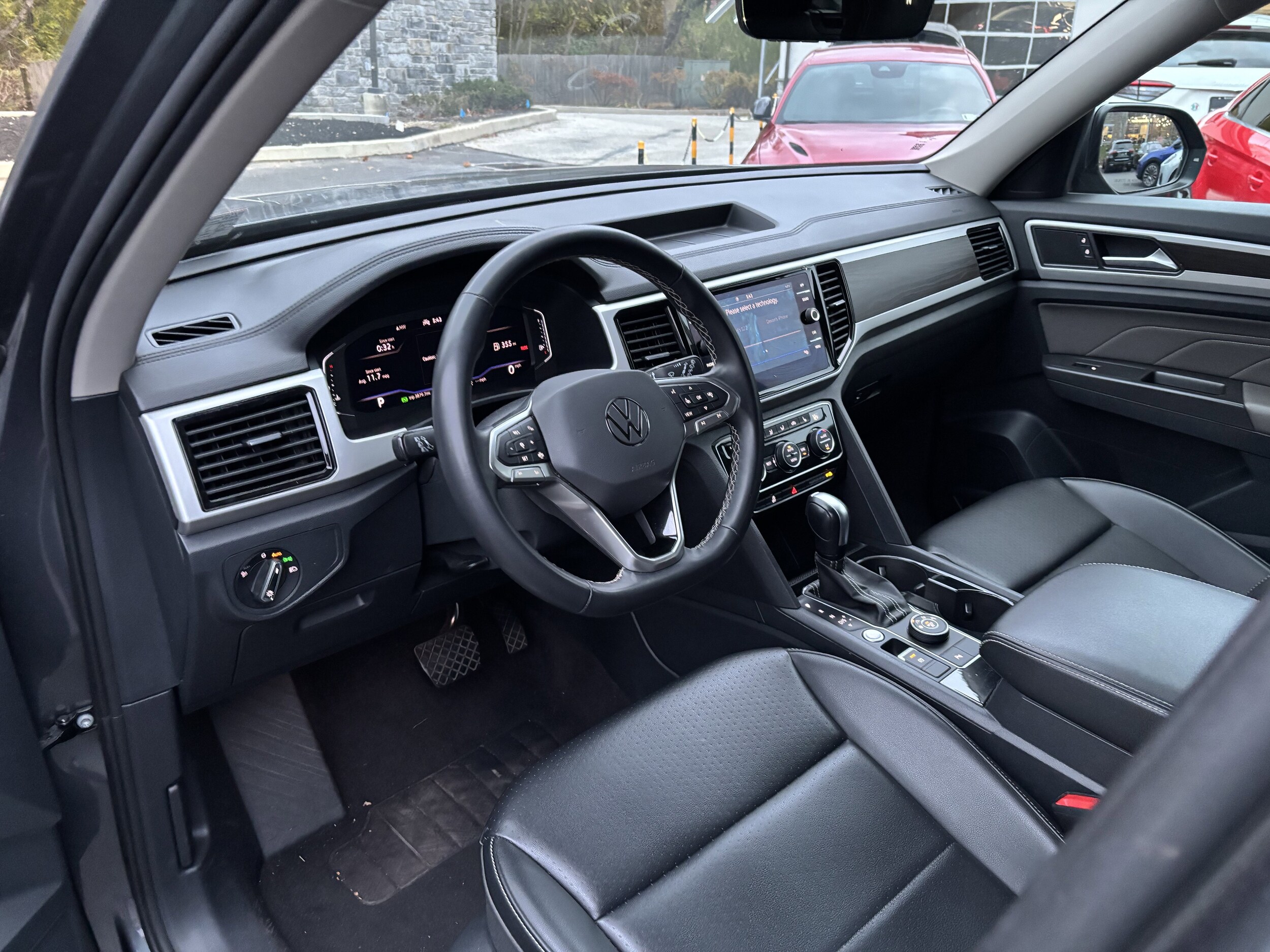 2022 Volkswagen Atlas V6 SE Technology photo 3