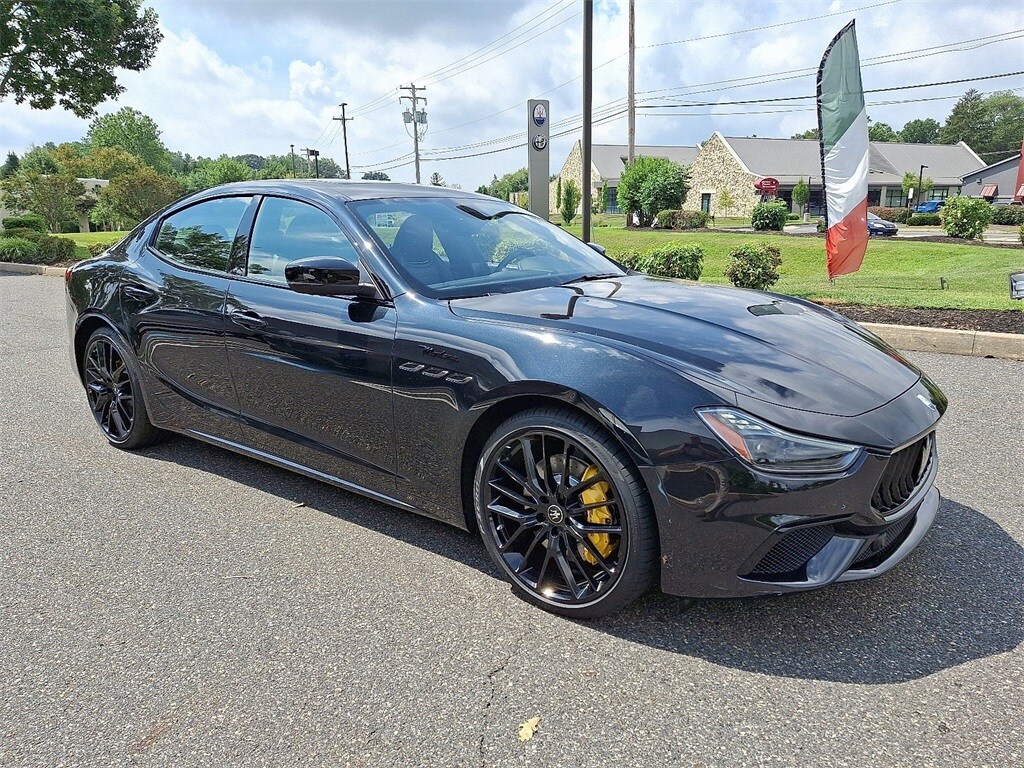 2022 Maserati Ghibli Modena Q4 photo 3