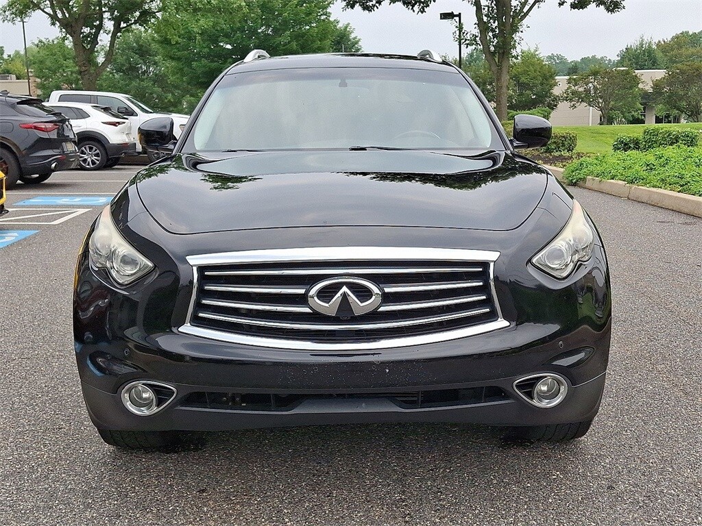 2015 Infiniti QX70 Base photo 2