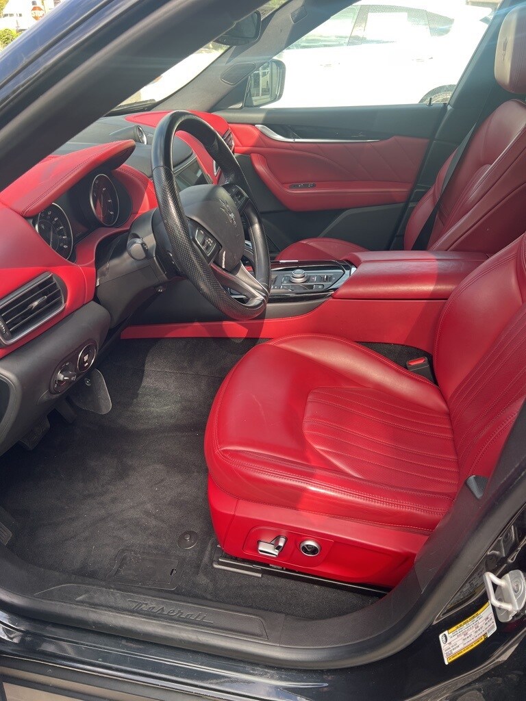 2022 Maserati Levante GT photo 4