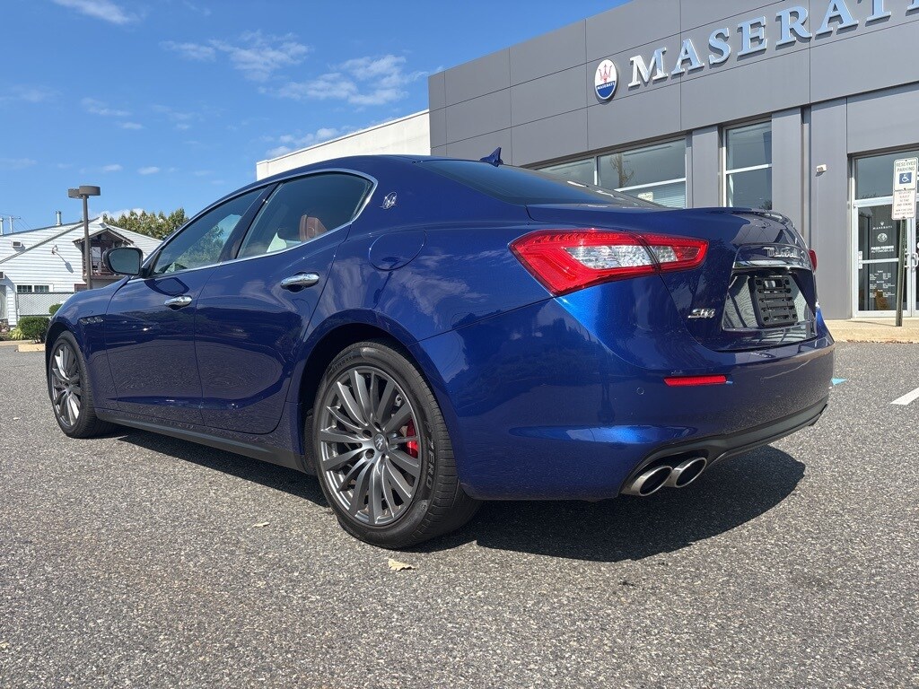 2019 Maserati Ghibli S Q4 photo 3
