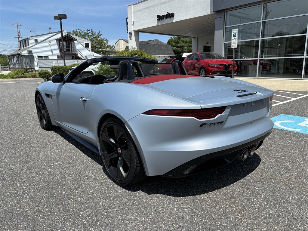 2021 Jaguar F-TYPE R-Dynamic photo 3